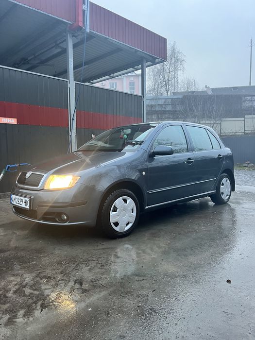 Skoda fabia 2004 рік