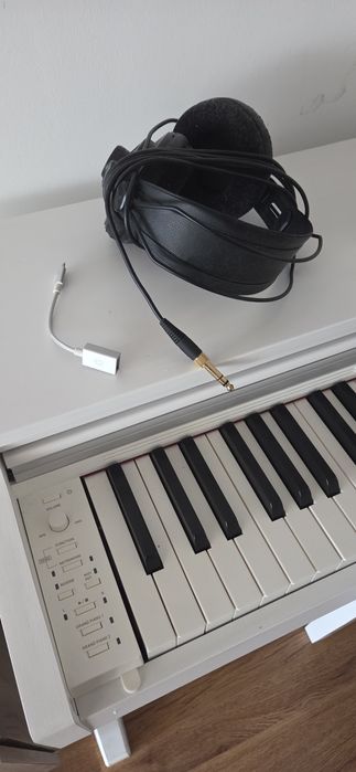Piano Casio Celviano AP 270 branco
