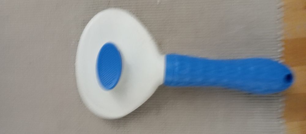 Escova cães e gatos pelo comprido