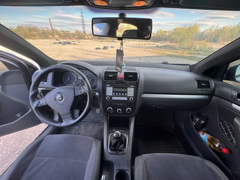 Продам Volkswagen Jetta