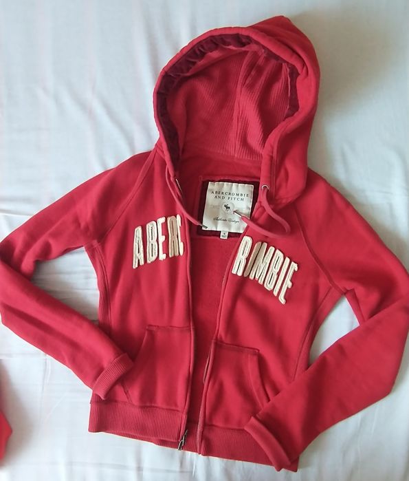 Abercrombie & Fitch bluza z kapturem