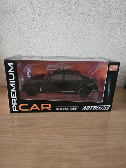 Модель bmw  7 1:24
