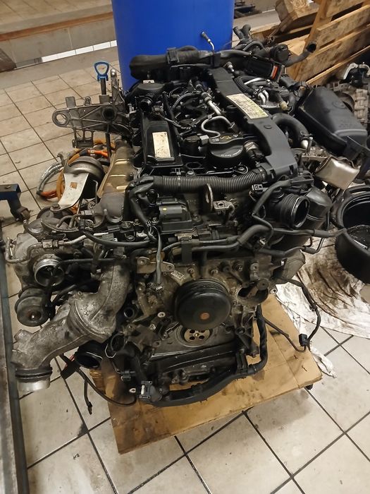 Silnik mercedes om 651924 wał korbowy turbo części e klasa w212