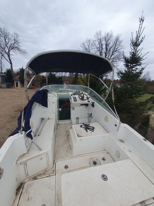 Łódź Beneteau 701