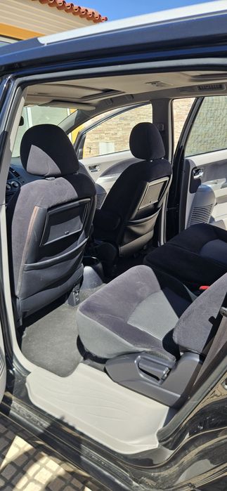 Carrinha mitsubishi grandis 2.0