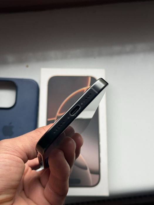 Iphone 16 PRO 1TB Pamięci / 89% baterii