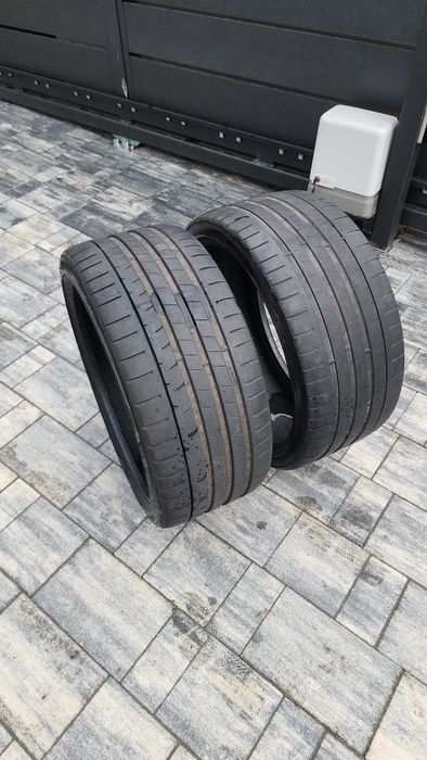 Opony Kumho 275 35 r21 2022r