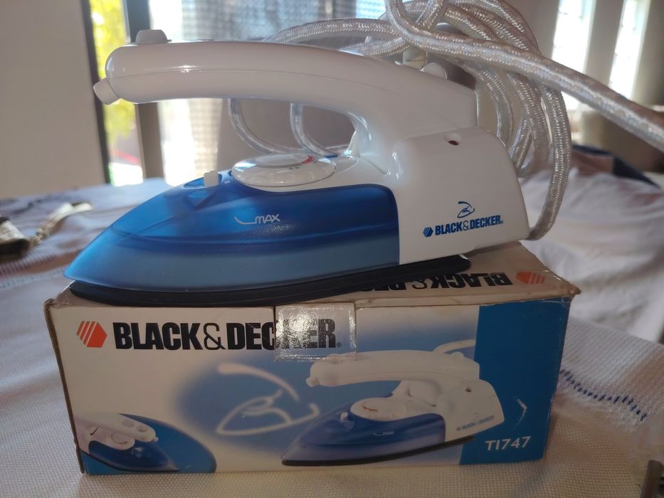 Ferro de Viagem Black&Decker