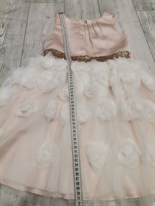 Платье  нарядное