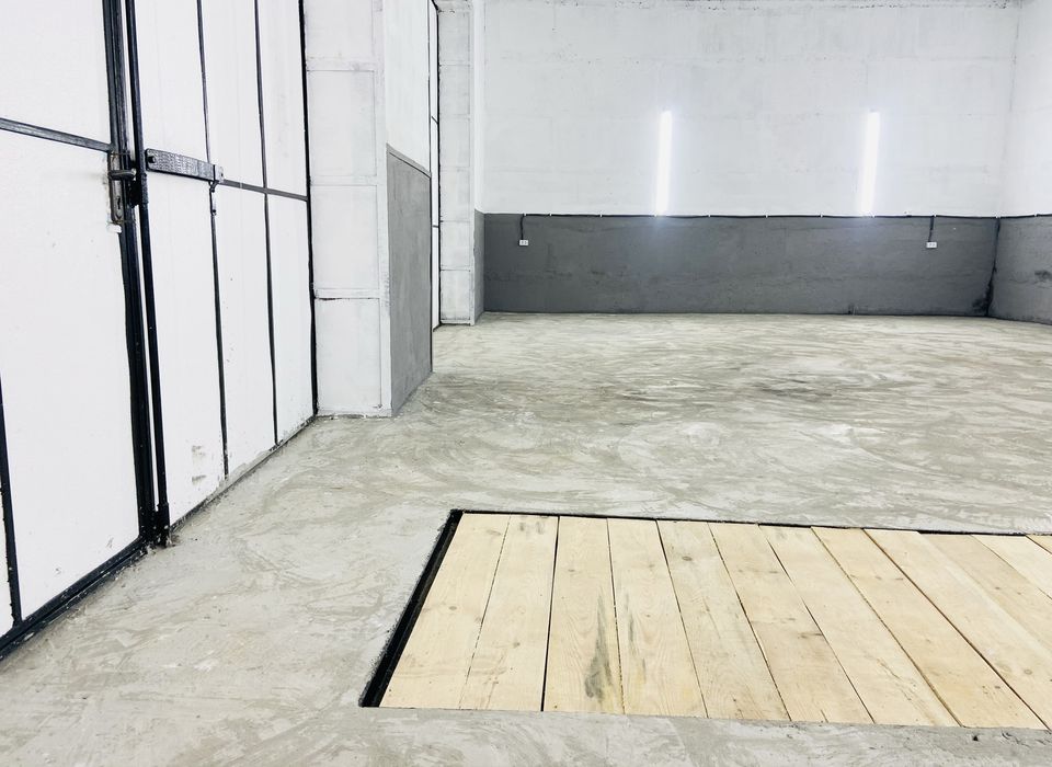 ПРОДАЖ ОБМІН ВИПЛАТА СТО великий бокс яма вода 380 охорона ГСК9