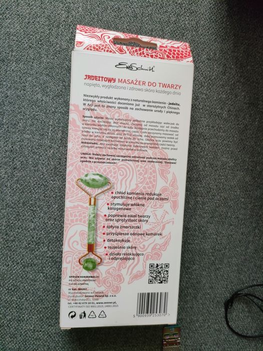Jadeitowy masażer do twarzy