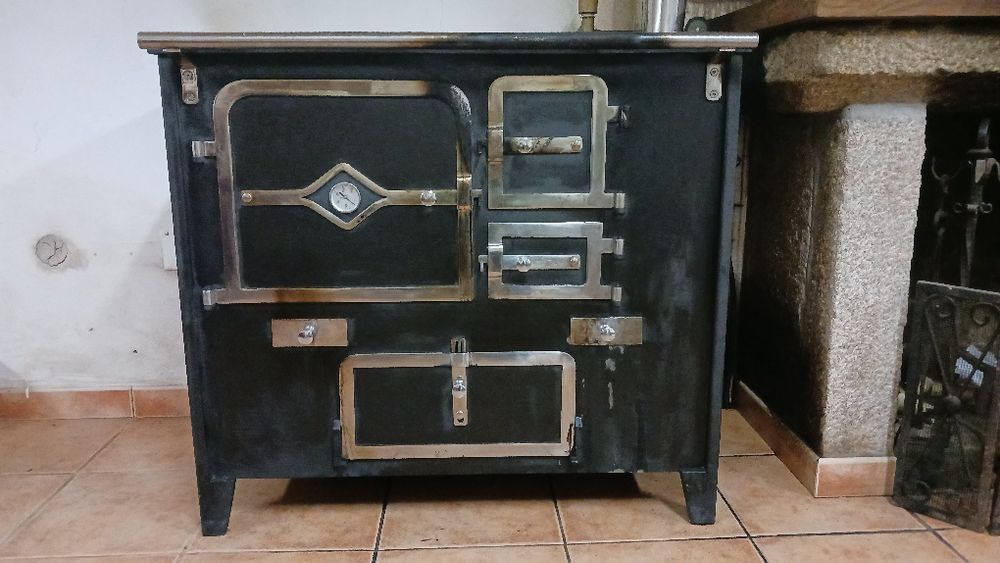 Venda fogão de lenha com caldeira