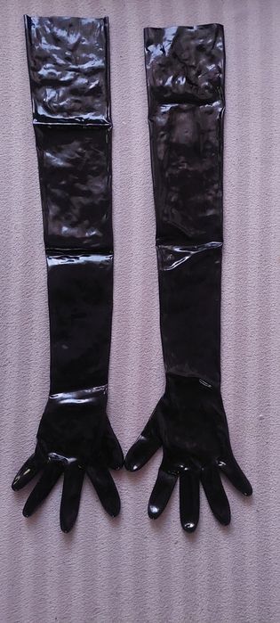 Długie rękawiczki latex