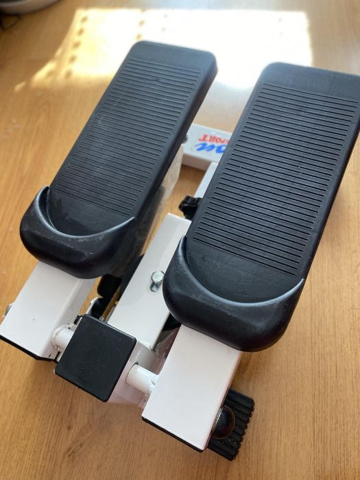 Stepper do ćwiczeń steper Boston Sport  bialy czarny