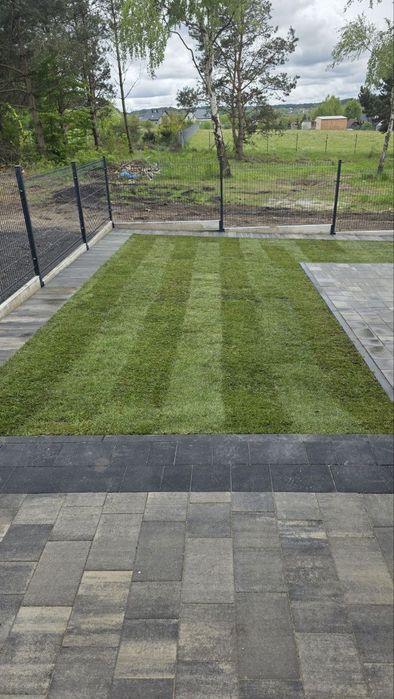 Trawa w rolce *Premium* - PLANTACJA | Montaż