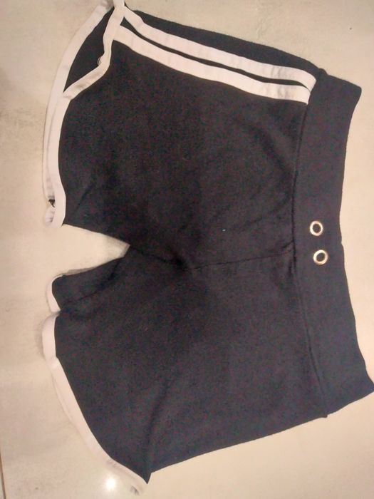 Świetne spodenki prążek rozm S/XL Pas 70/110cm