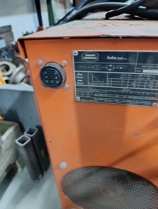 Spawarka Mig  wigsrar 205 union carbide hda200ec