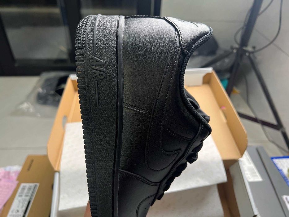 Nike Air Force 1 Low Czarny  43