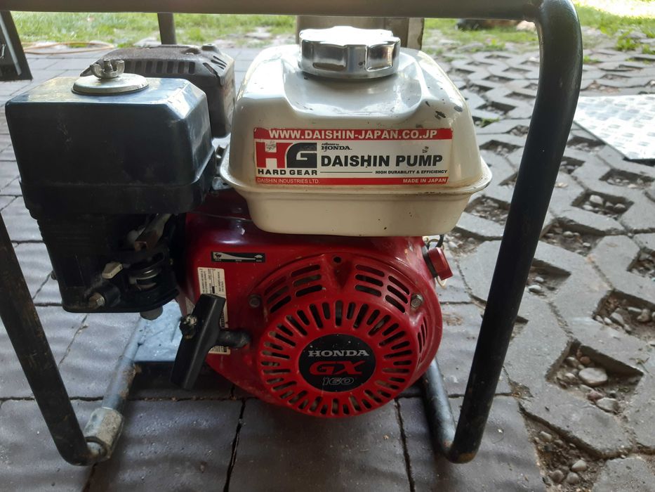 Spalinowa pompa do wody