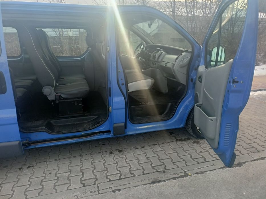 Vivaro Opel 9cio osobowe 2.0 CDTI  long