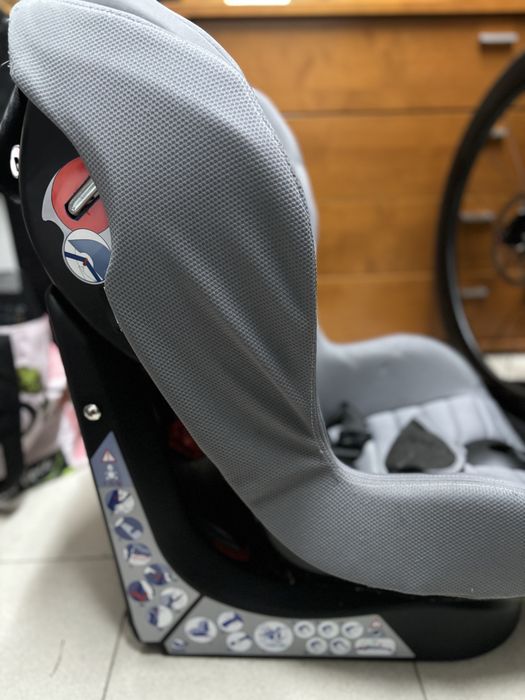 Cadeira auto Chicco com Isofix