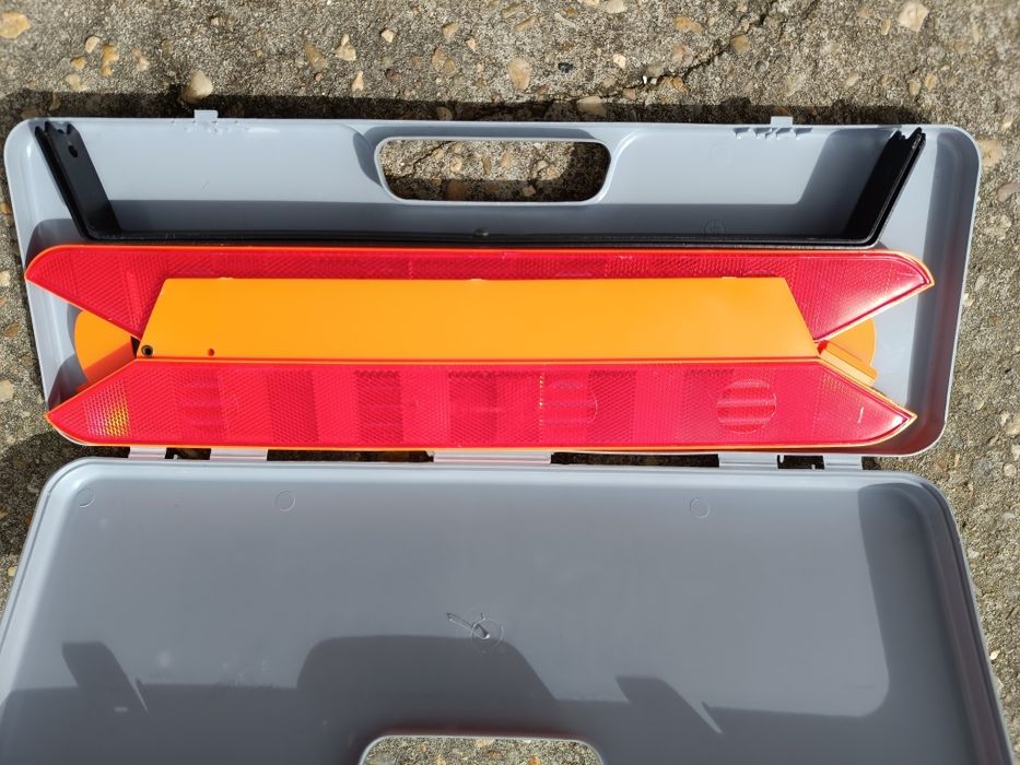 2 Triângulos pré sinalização