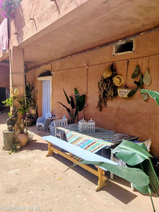 Arrendamento em Coimbra | Charmoso Apartamento T2 – Conforto, Natureza e Refúgio Privativo | Com despesas incluidas