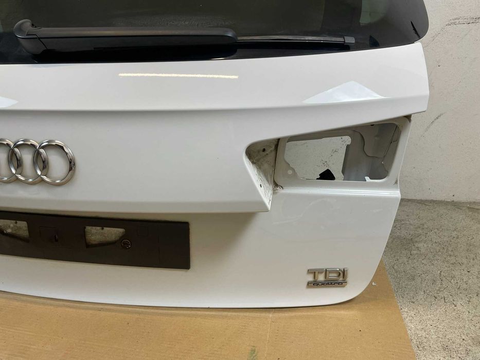 Klapa bagaznika Audi A6 C7 kombi avant  LY9C