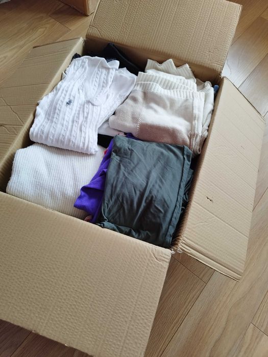 Karton używanych ubrań 9,5kg