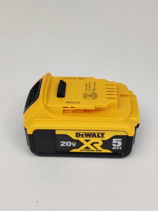 Літій-іонний акумулятор DEWALT DCB205 серії 20V MAX XR.