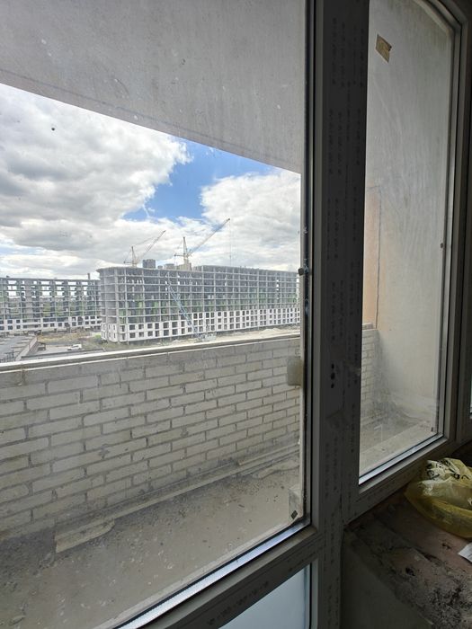 Продаж 3 кім. Сира. Цегляний будинок.  4 поверх