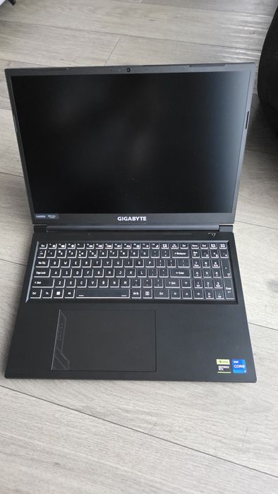 Laptop Gigabyte G6 KF2024 i7-13620H 32GB RAM 2TB SSD RTX 4060