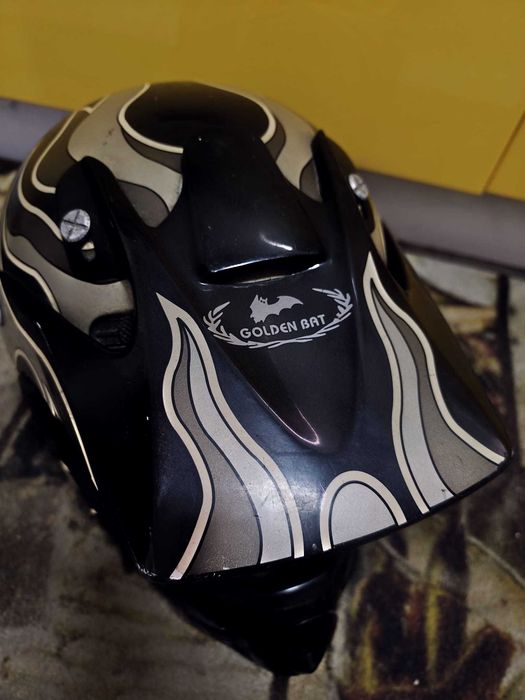 Capacete MotoCross Golden Bat