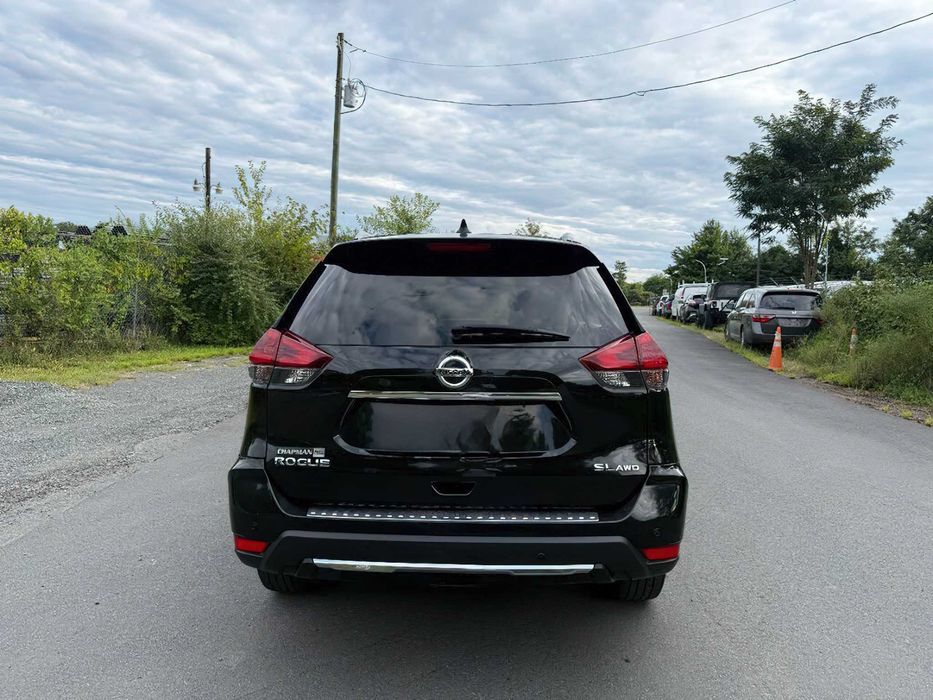 Nissan Rogue      2018