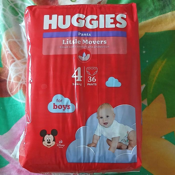 Підгузки-трусики Huggies