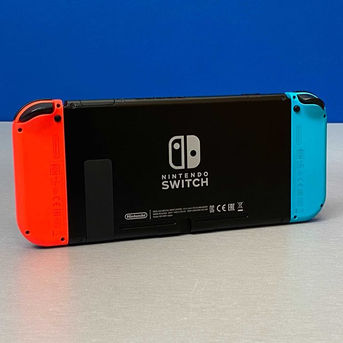 Nintendo Switch V2 (Neon Blue/Red)