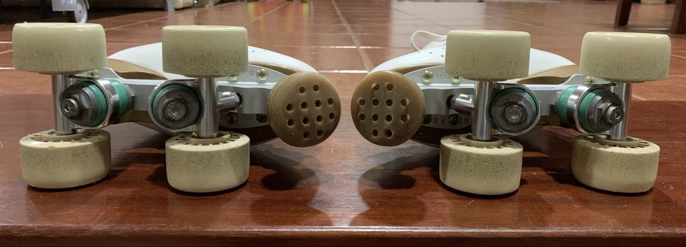 Patins de patinagem artistica n. 210