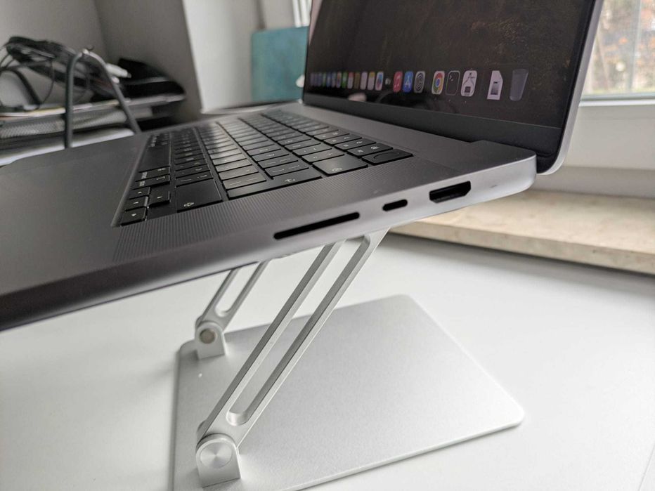 MacBook Pro 16” (2021) M1 Max| 32GB | 1TB SSD |GPU 24-core |Space Gray