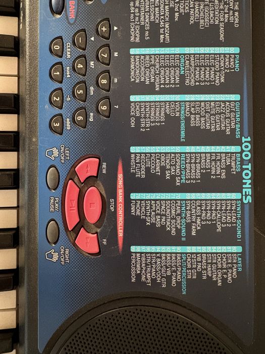 Keyboard Casio ze stojakiem