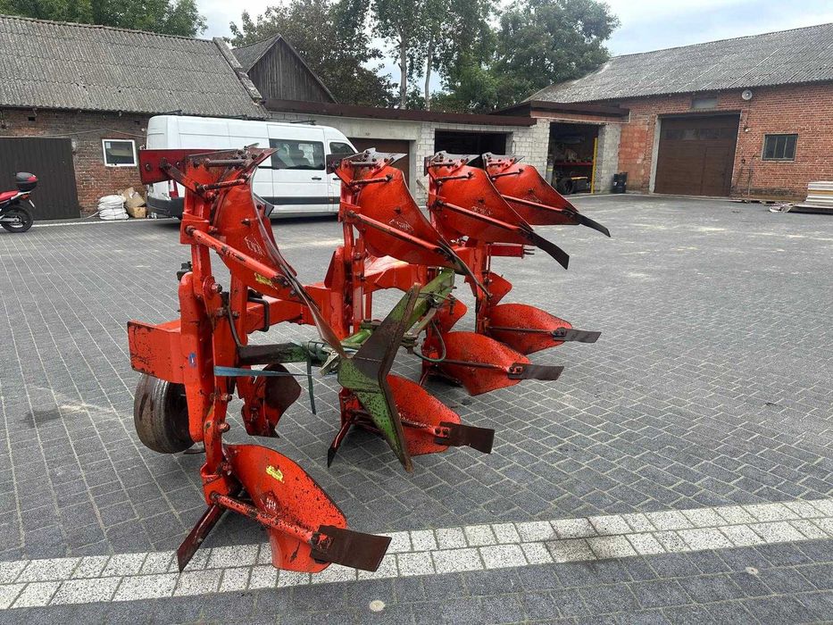 Pług obrotowy 4-skibowy kuhn master 120
