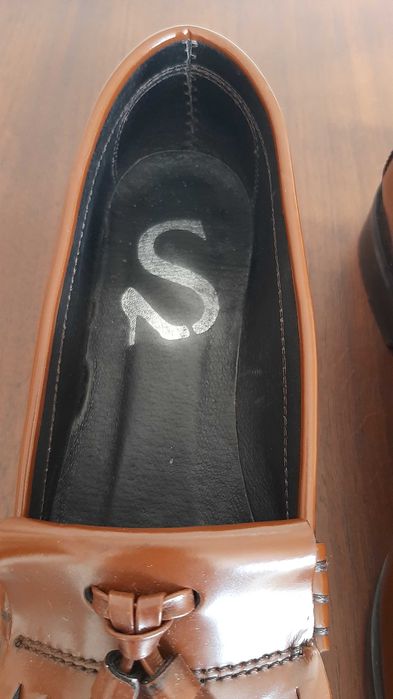 MUITO BONS Mocassins nacionais pele cor mel 35/36 Vasco Santos