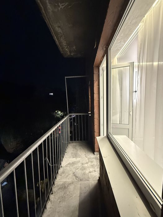 Перша Здача! 2 кімнатна з роздільними кімнатами вул. Небесної Сотні