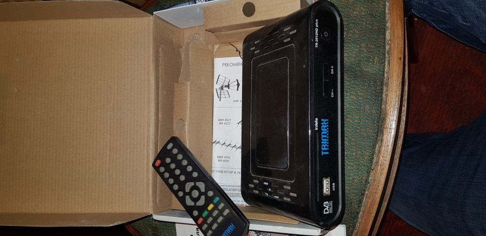 Продам ТВ Приставку Т2