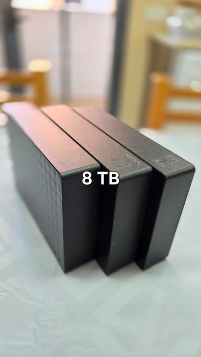 Vários discos externos como novos de 3 a 8TB