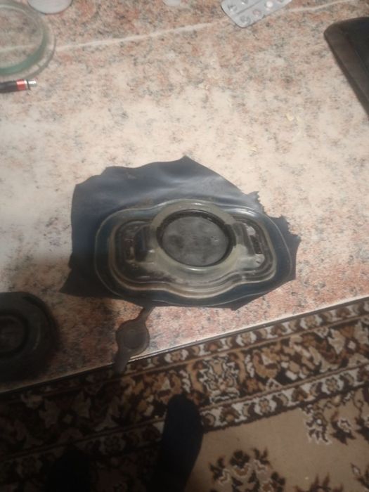 Пробка для резиновой лодки,матраса.