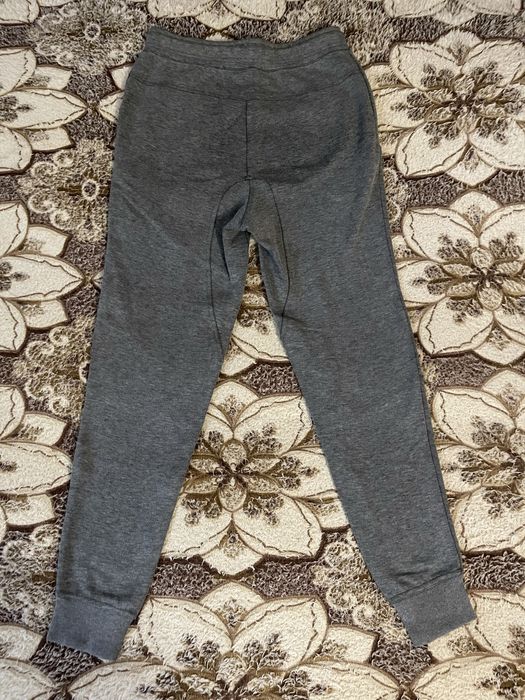 Спортивные штаны nike tech fleece