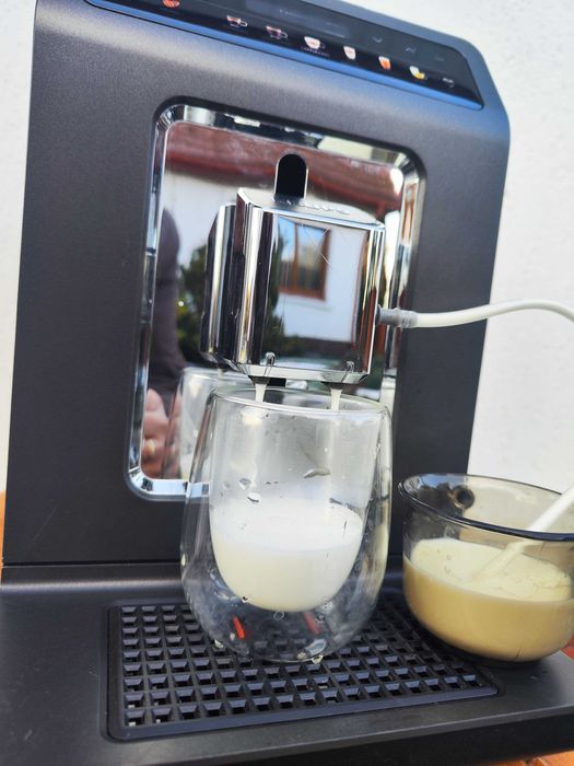 Кавомашина кофемашина Krups Evidence One EA895N10