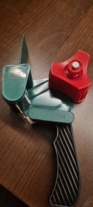 Dyspenser Taśmiarka Oklejarka Zaklejarka  PARKS