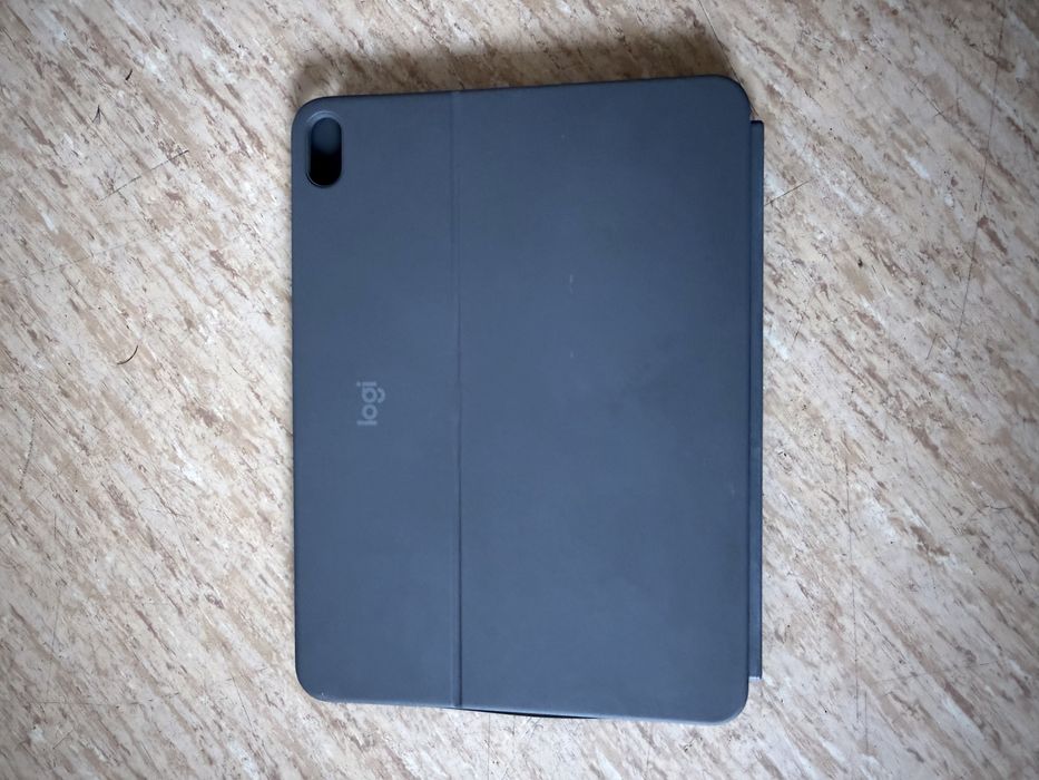 Etui z klawiaturą logitech do ipad air M2, ipad 5gen, 11 cali