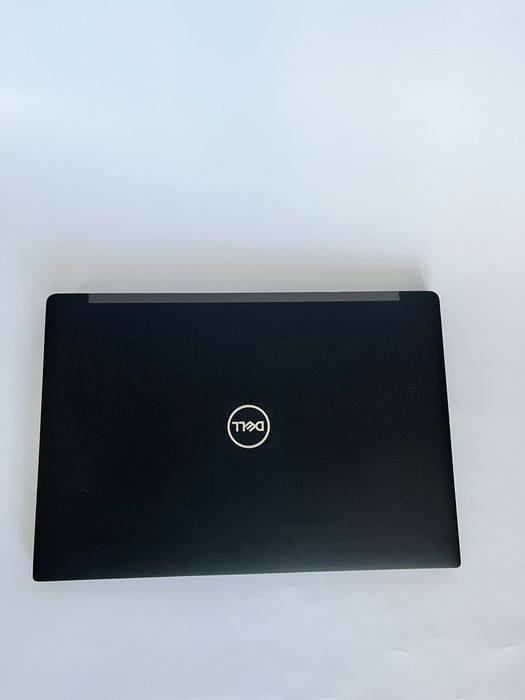 Dell latitude 7390 4g lte i7-8650u 16gb ram 13.3inch Full hd ips